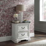 Magnolia Manor - 5 Piece Bedroom Set (King Upholstered Bed, Dresser & Mirror, Chest, USB Nightstand) - Antique White - Image 5