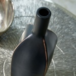 Rhaveney - Vase (Set of 3) - Medium - Black - Image 4