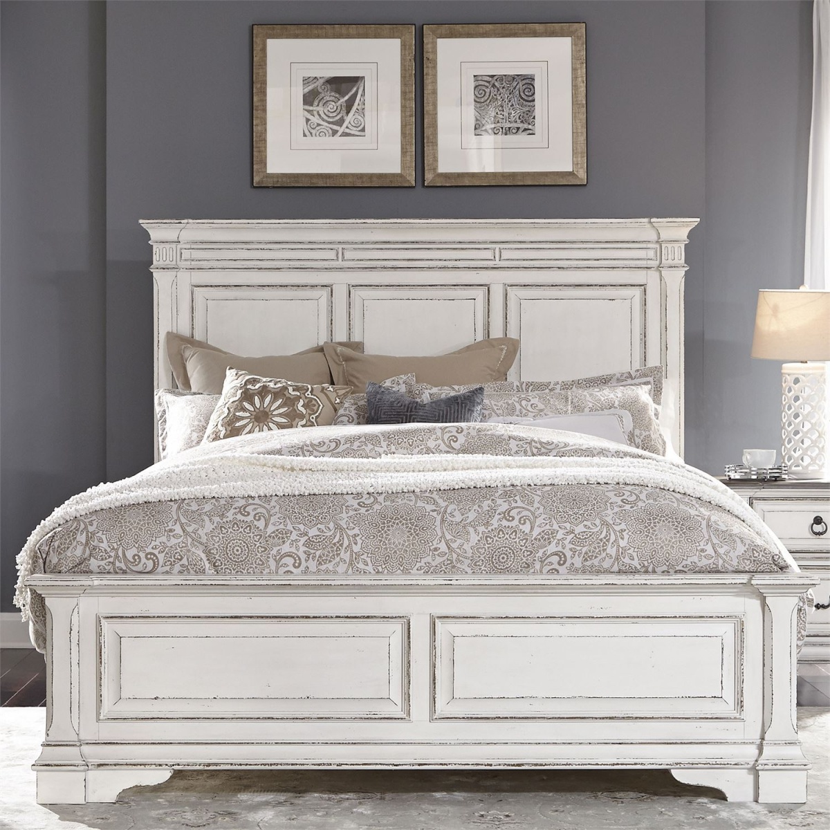 74b80f9152bb5916267bbf67a58e05f5 Abbey Park - Queen Panel Bed - White - Image 1