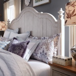 Farmhouse Reimagined - Queen Poster Bed - White - Image 7