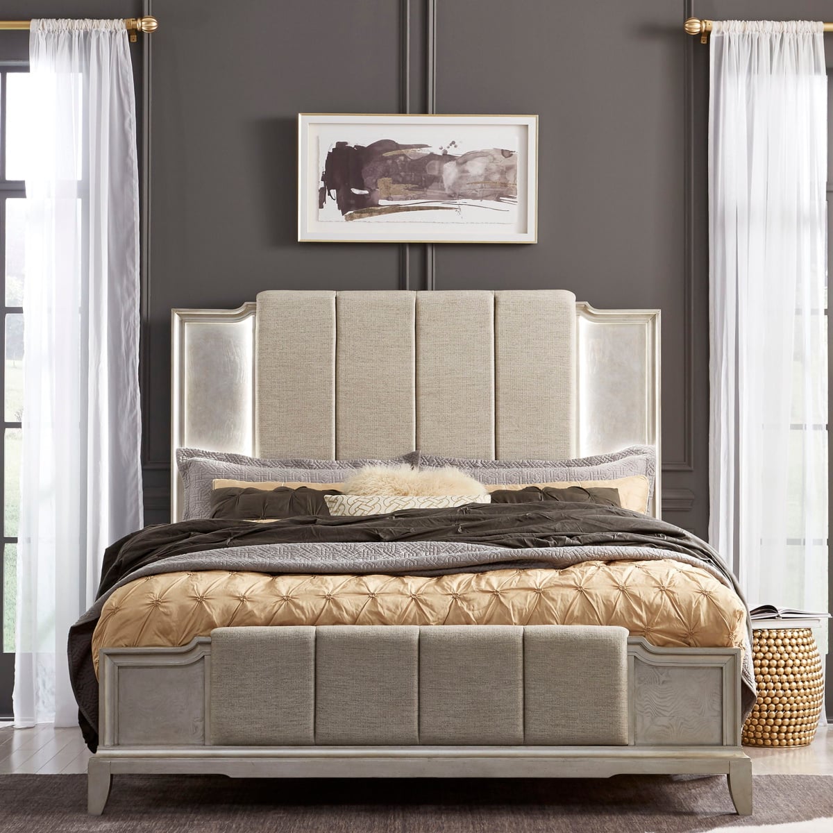 c6db9bbfd55e377299d9f34296cab52f Montage - King Upholstered Bed - Image 1