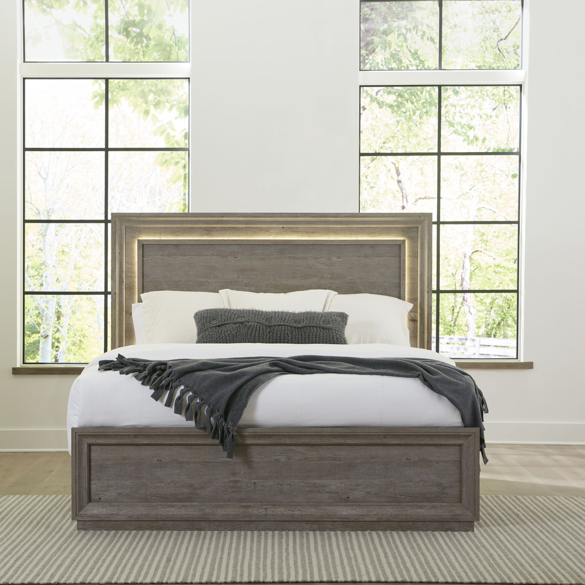 d0a1aca481f93ea02104d5686bcc8ac6 Horizons - Queen Panel Bed - Gray - Image 1