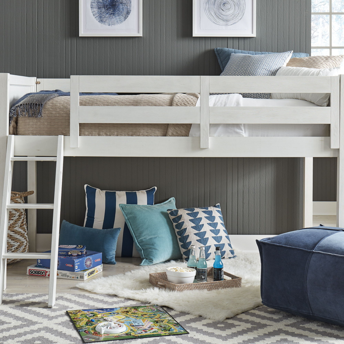 eab9752291da925c55b1a9e886f04cc1 Allyson Park - Loft Bed Rails - White - Image 1