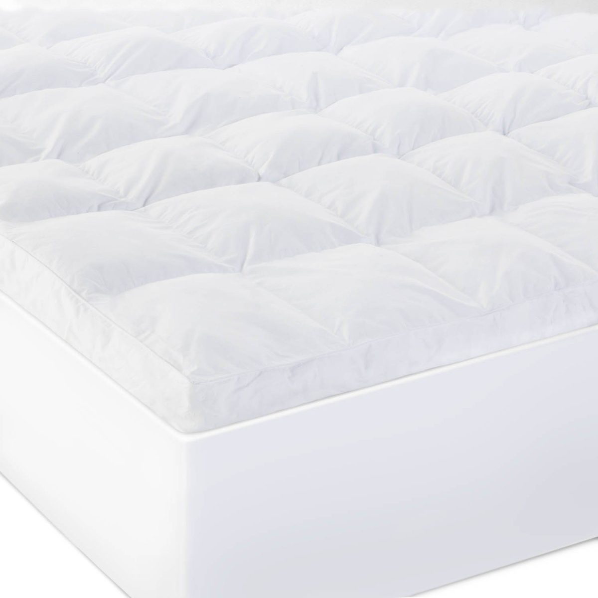 2389ecbb57e47a46a3363f8afdd2b6d6 3" Down Alternative Mattress Topper - Queen - Image 1