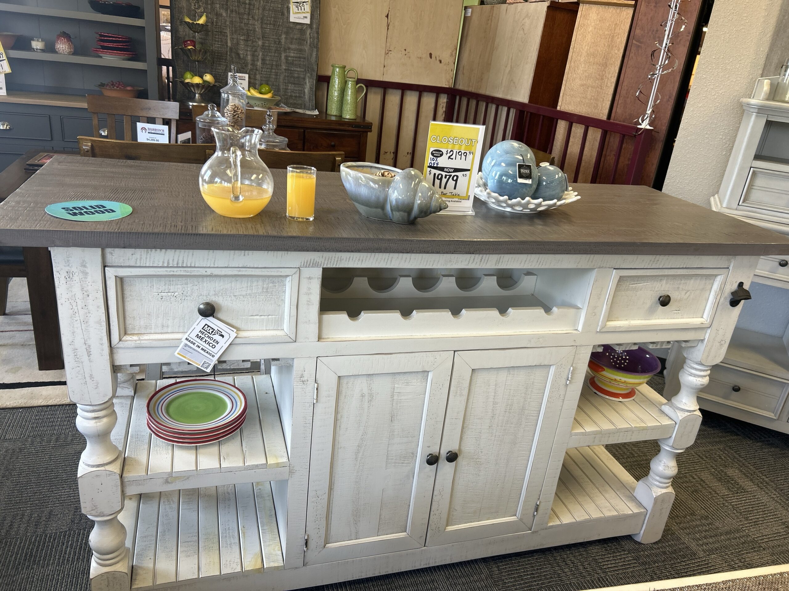 2b9aed88-7e14-44fd-985d-29988ce1b708-5300-00000355c0612889_file Bar Table - Image 1