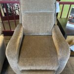 Zero Gravity Power Recliner w/ adjustable headrest