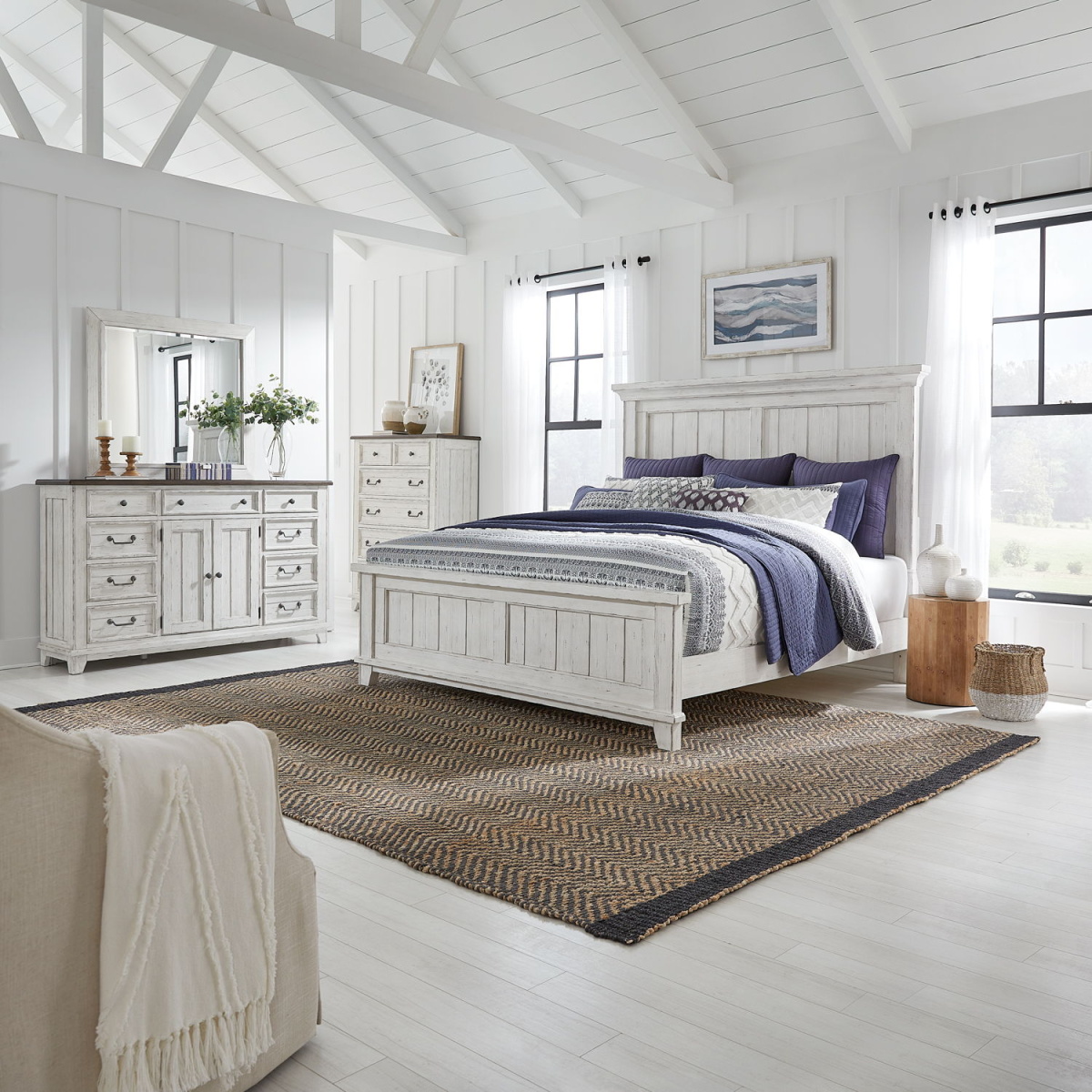 1c7fafff0cef622cf36bff5d46a37cb2 River Place - 4 Piece Bedroom Set (Queen Panel Bed, Dresser & Mirror, Chest) - White - Image 1