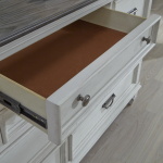 Allyson Park - 4 Piece Bedroom Set (Queen Panel Bed, Dresser & Mirror, Chest) - White - Image 4