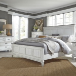 Allyson Park - 4 Piece Bedroom Set (King Panel Bed, Dresser & Mirror, Chest) - Wirebrushed White / Charcoal