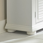 Summer House - 4 Piece Bedroom Set (King Poster Bed, Dresser & Mirror, Nightstand) - White - Image 4