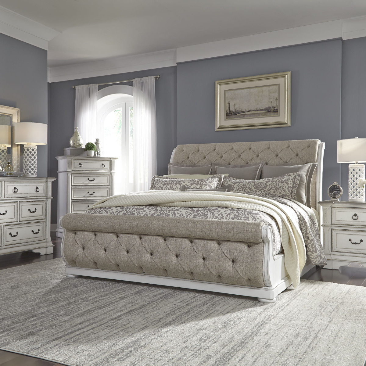 adc1b8c918e9f555bf8980e3b1d55985 Abbey Park - 5 Piece Bedroom Set (Queen Upholstered Sleigh Bed, Dresser & Mirror, Chest, Nightstand) - White - Image 1