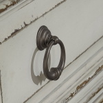 Abbey Park - 4 Piece Bedroom Set (Queen Upholstered Sleigh Bed, Dresser & Mirror, Nightstand) - Antique White - Image 4