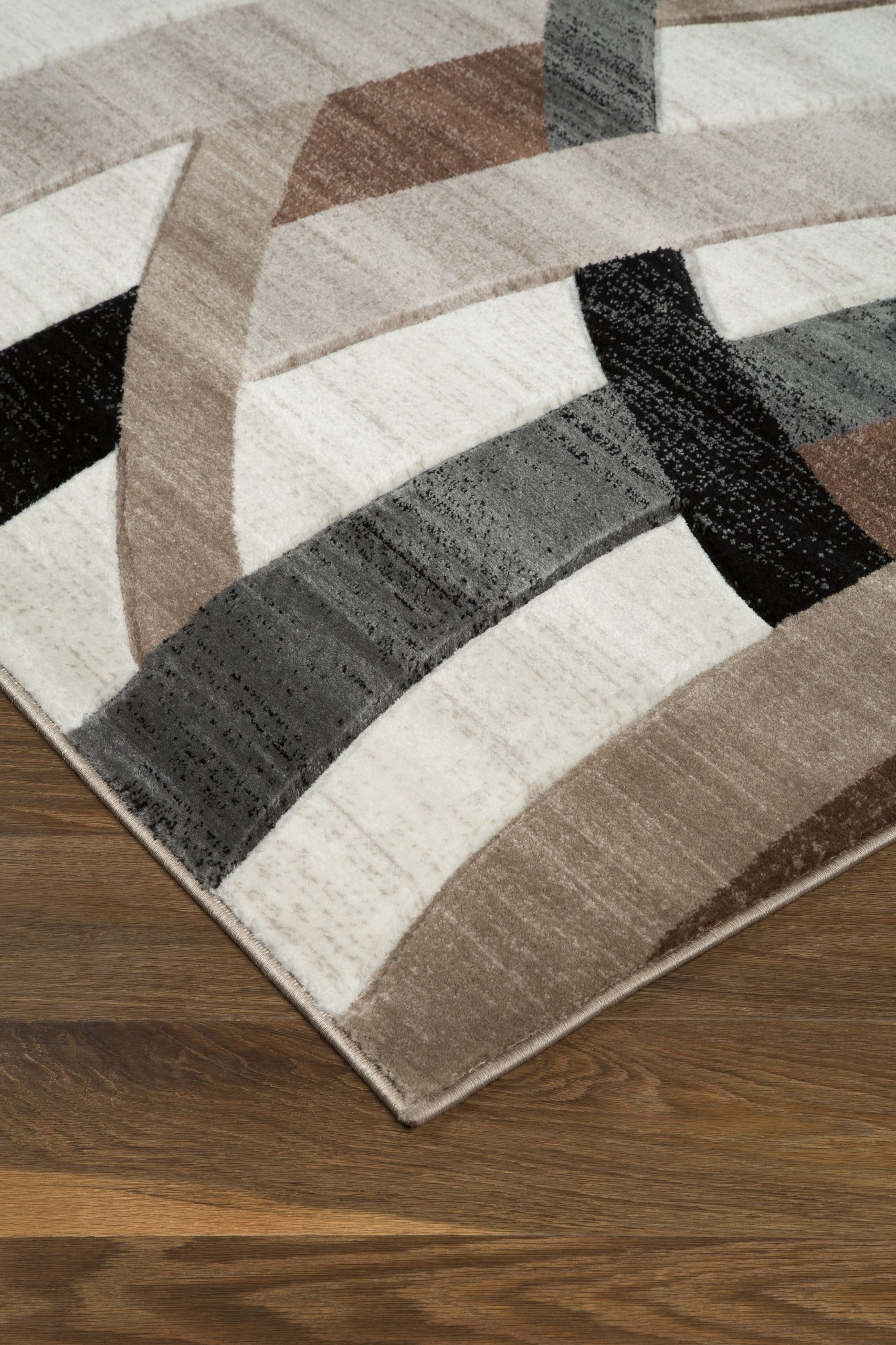 Jacinth - 5' x 7' Rug - Brown