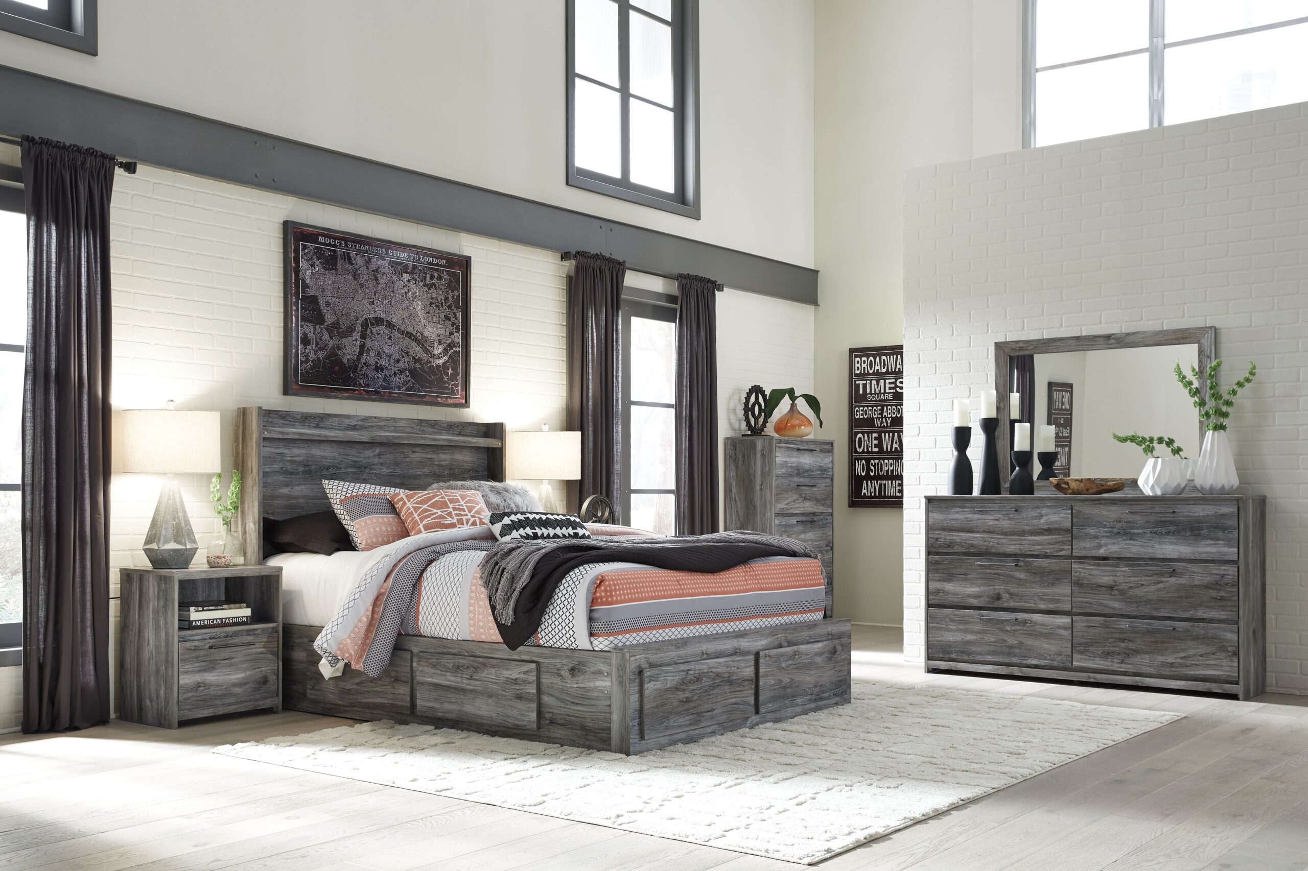 Baystorm - King Panel Bed With 4 Storage Drawers - 9 Pc. - Dresser, Mirror, King Bed, 2 Nightstands - Gray