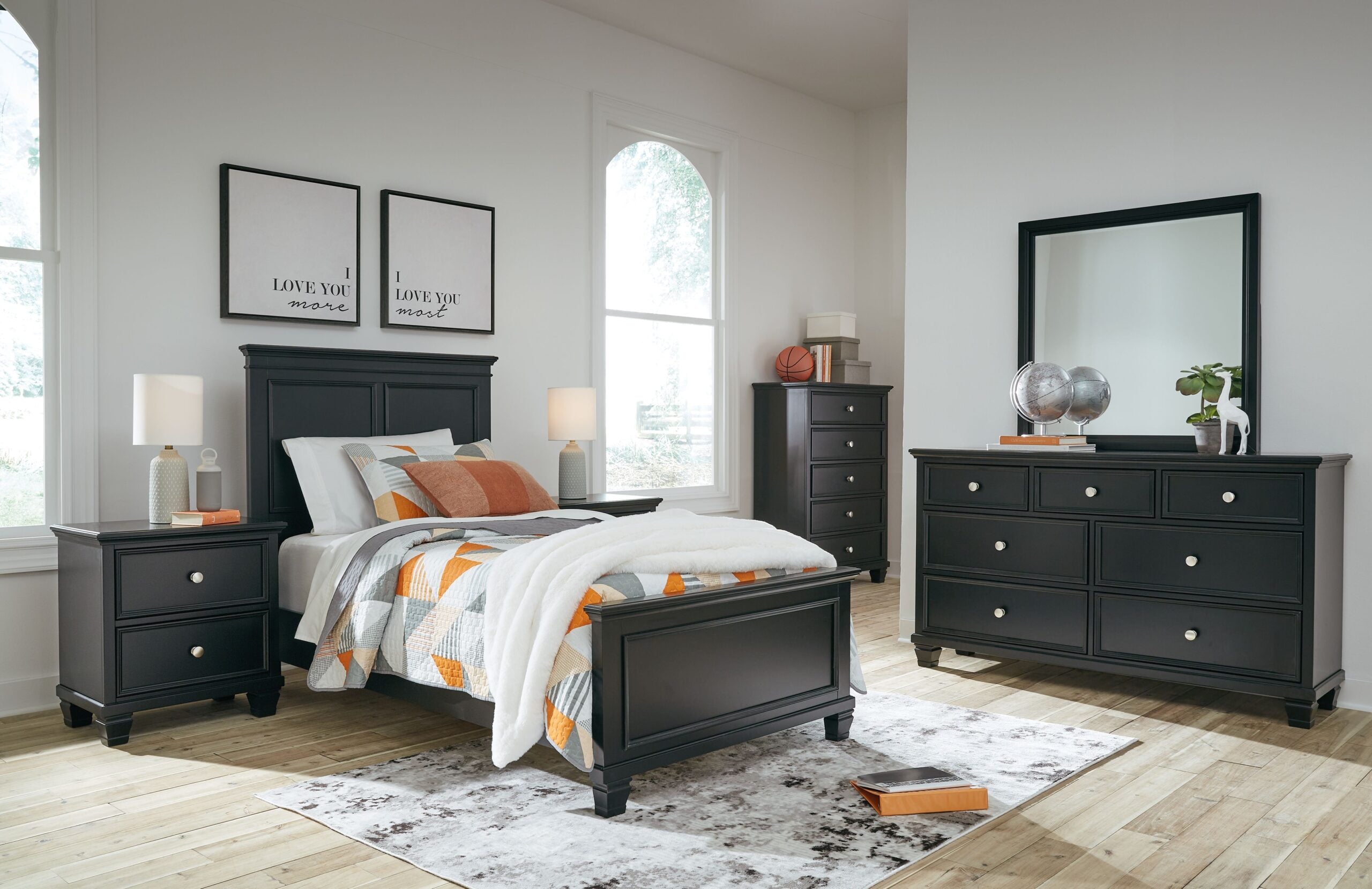 Lanolee - 7 Pc. - Dresser, Mirror, Twin Panel Bed, 2 Nightstands - Black