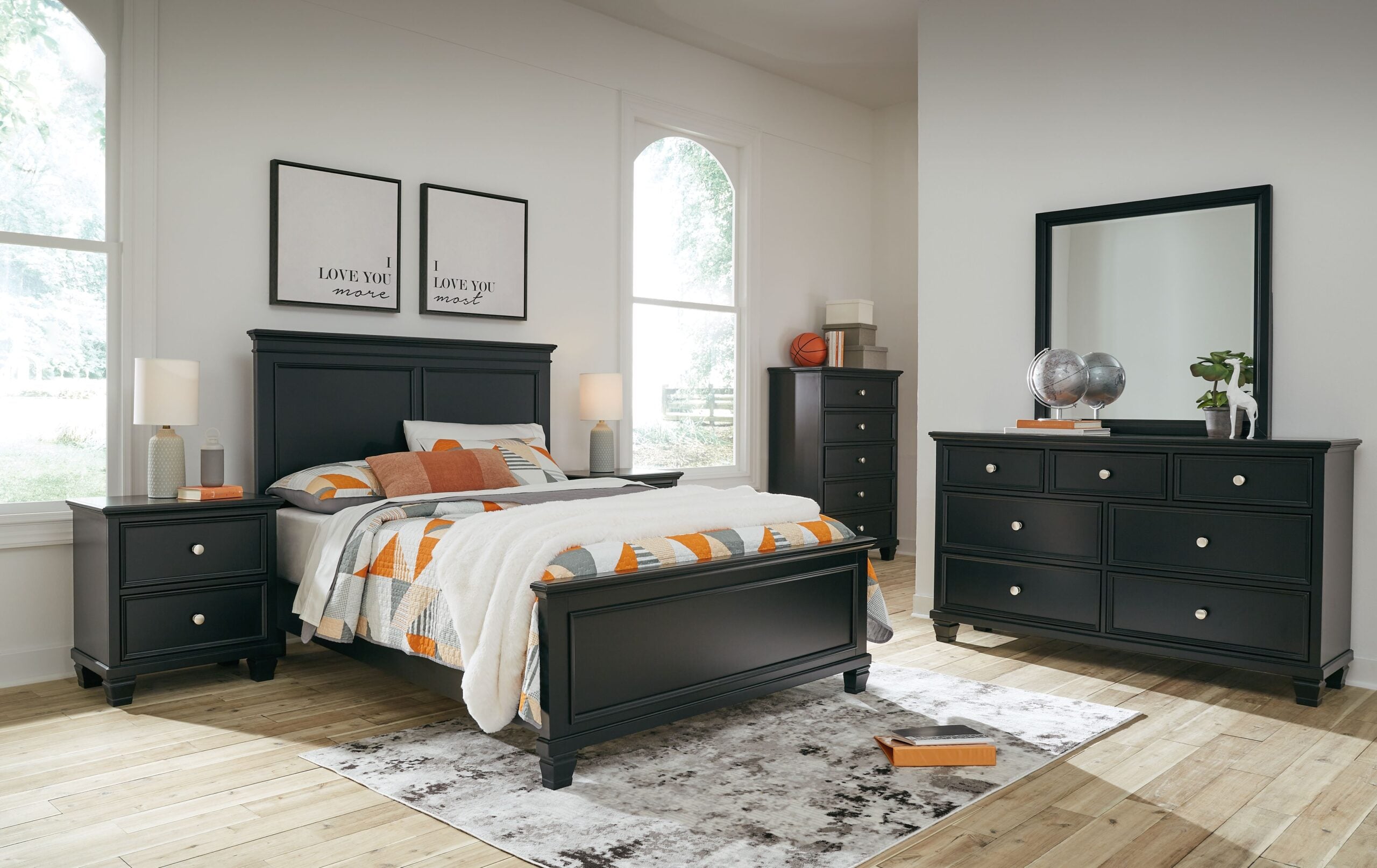 Lanolee - 7 Pc. - Dresser, Mirror, Full Panel Bed, 2 Nightstands - Black